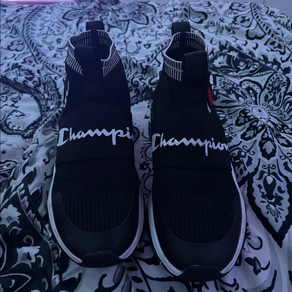 Kids Size 7 Champion Shoes